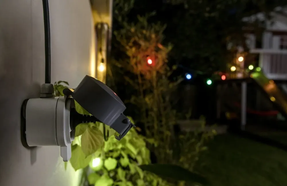 Chytrá zigbee venkovní zásuvka PLUG EU
